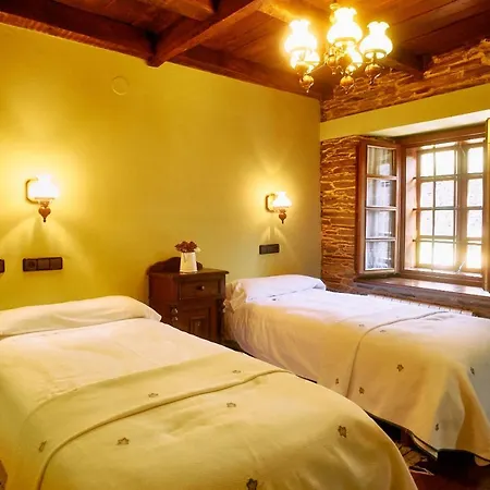 A Casoa Guest House Santa Eulalia de Oscos Exterior photo